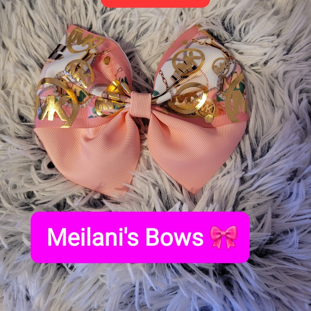 Boutique Bows made with love ❤️